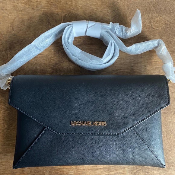 Michael Kors Clutch - Picture 3 of 4